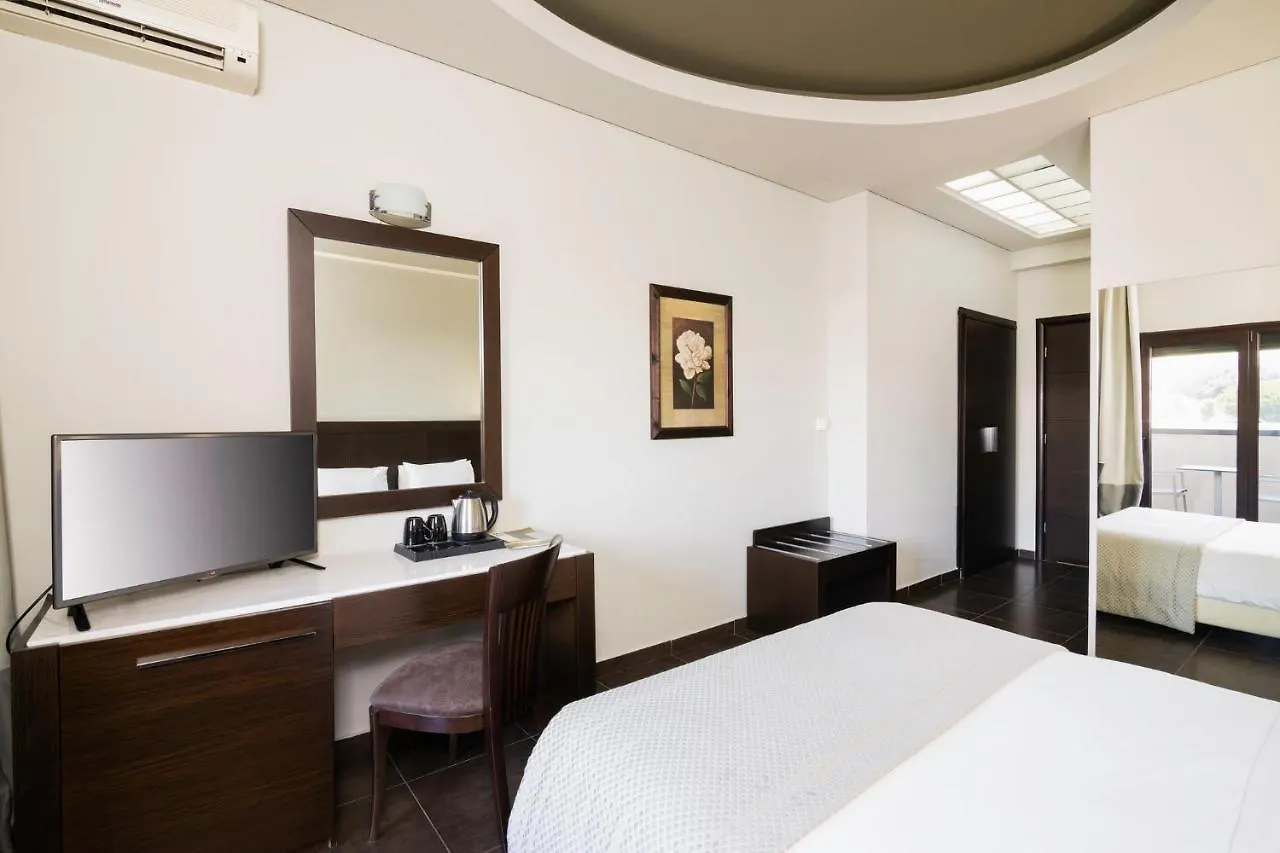 Heaven Hotel Thessaloniki Airport Neon Rysion